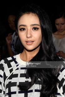 外國(guó)明星無(wú)ps圖,外國(guó)明星無(wú)修圖下的自然魅力展現(xiàn)